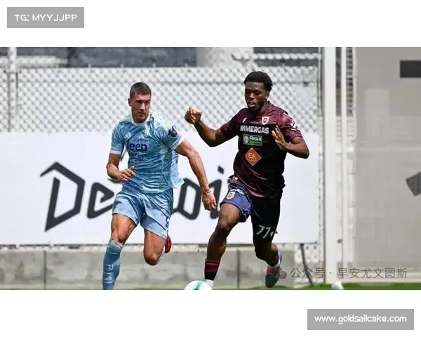 意媒:尤文图斯关注基维奥尔或替代凯利加强后防线 意媒:尤文图斯关注基维奥尔或替代凯利加强后防线